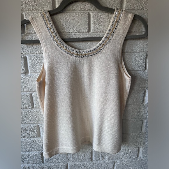 St. John cream sweater shell with sequins - Picture 11 of 13